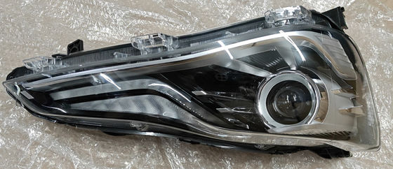 جودة  Car Right Front Headlight Assembly 4421020AE for Nezha S11 مصنع