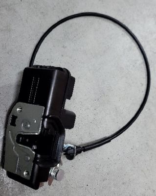 قفل باب خلفي أيمن لسيارة تسلا موديل S 6008914-99-D 24x19x12 سم