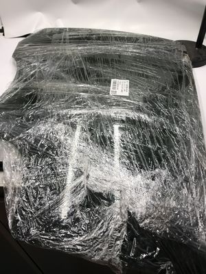 زجاجي العاري باليد اليمنى الخلفية